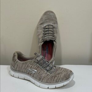 Skechers Air-Cooled Relaxed Fit Tan and Gray Women’s Sneakers (sz 7.5)